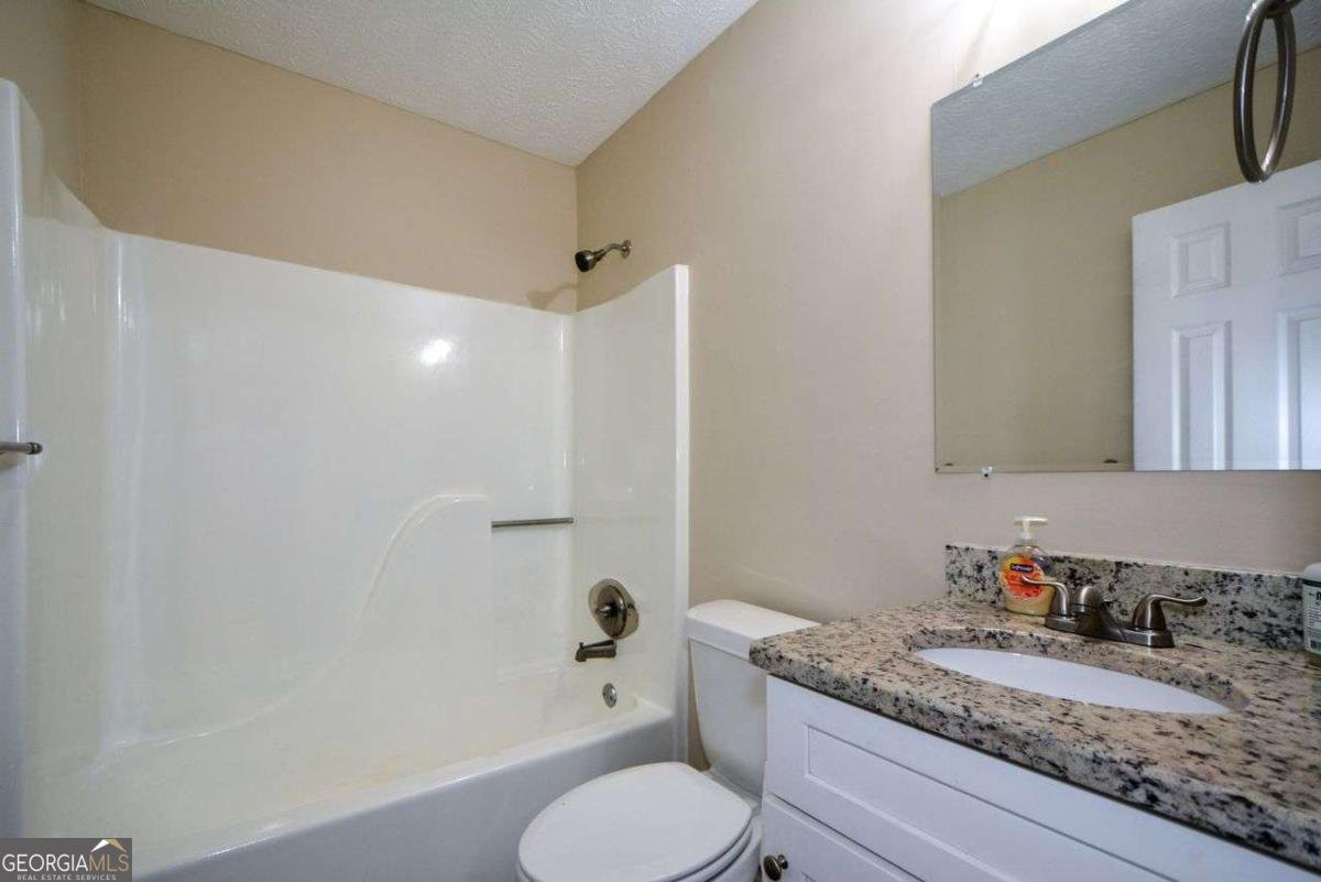 2895 FAIRVIEW Road Covington - 27