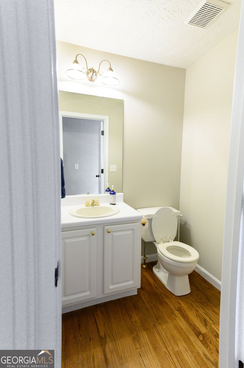3301 Connie Way Winston - 30