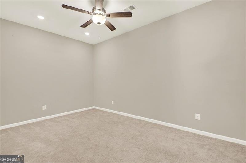313 COMMONS Woodstock - 32