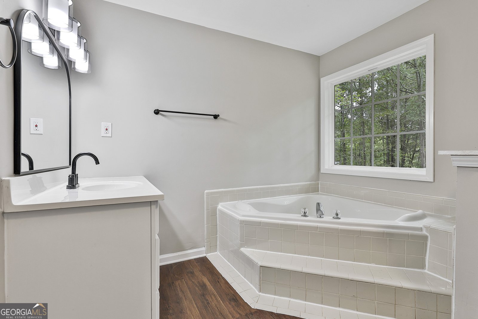 1606 McWilliams Barber Road Luthersville - 33