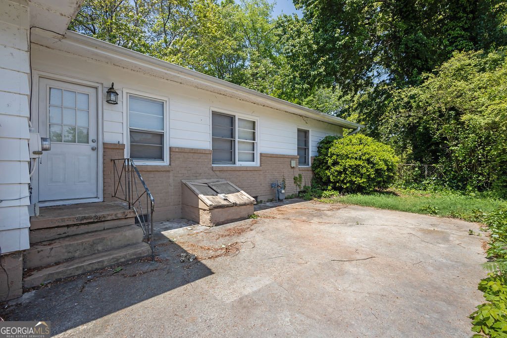 1625 Flintwood Drive Atlanta - 35