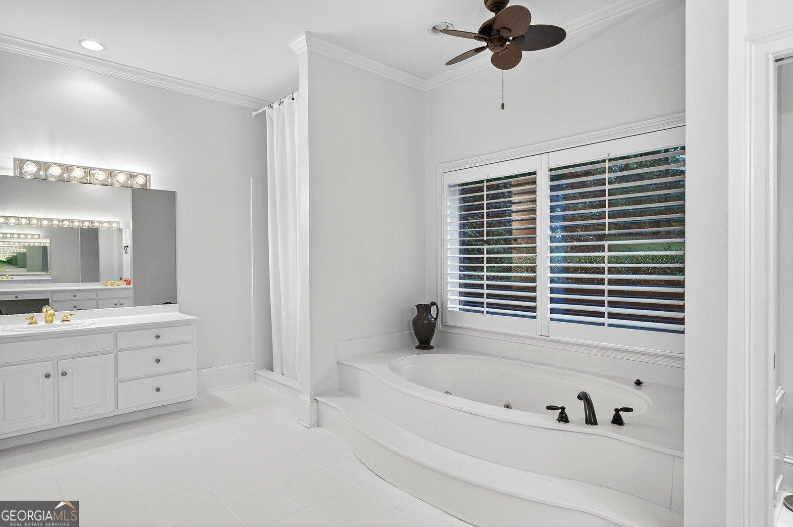 725 Mountain View Circle Gainesville - 40