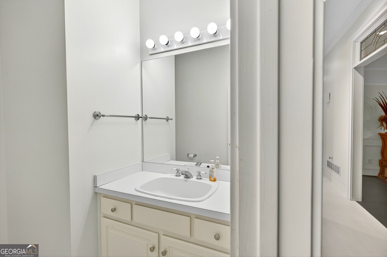 725 Mountain View Circle Gainesville - 45
