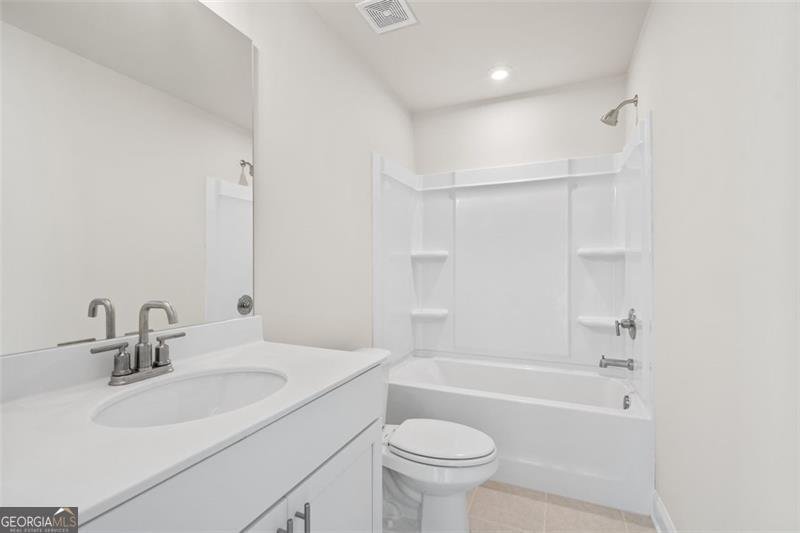 551 Grand Wehunt Drive Hoschton - 40