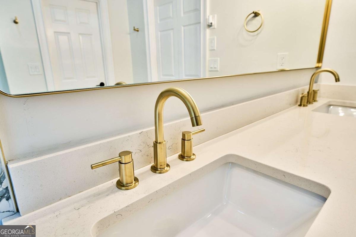 535 Emerald Parkway Sugar Hill - 9