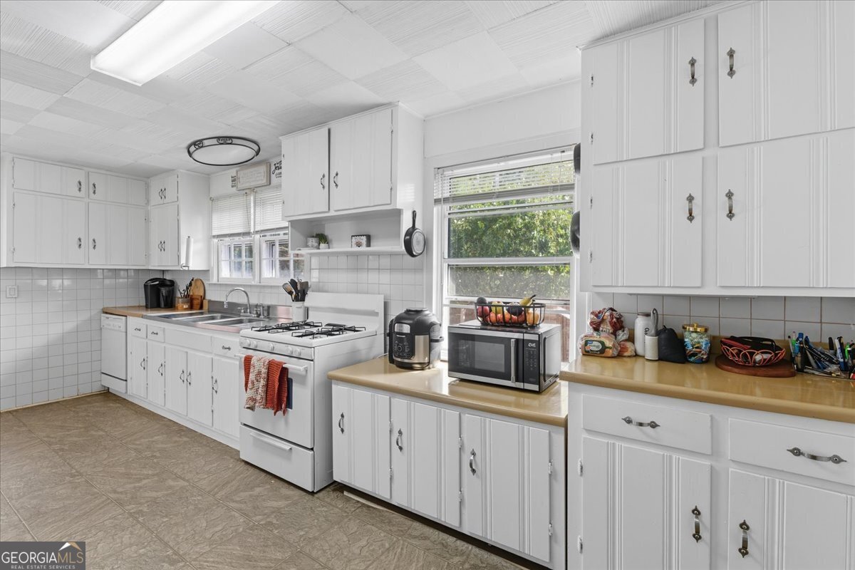 281 Alewine Avenue Tallapoosa - 18