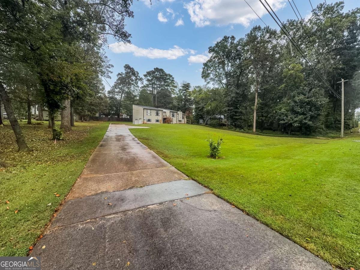 424 JOHNSON Road Lawrenceville - 3