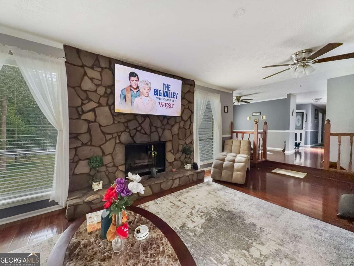424 JOHNSON Road Lawrenceville - 9
