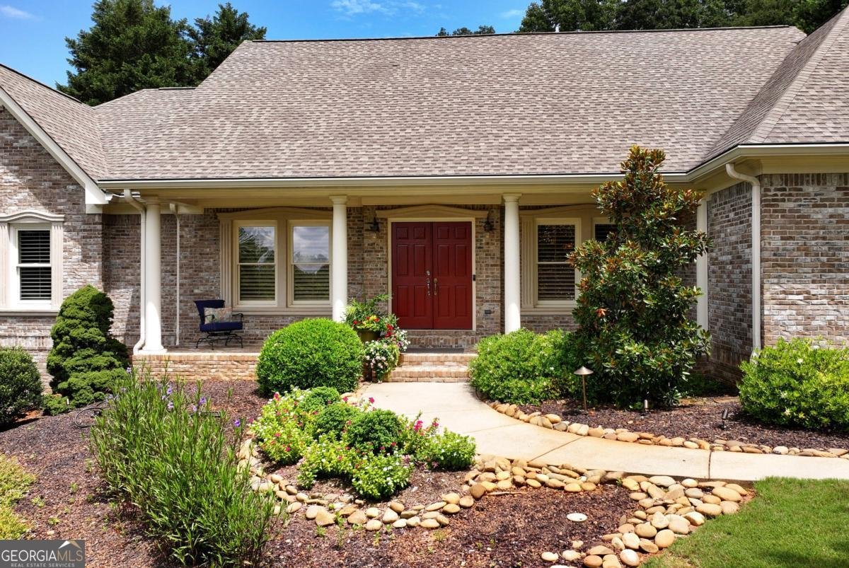 1005 Chateau Forest Road Hoschton - 1