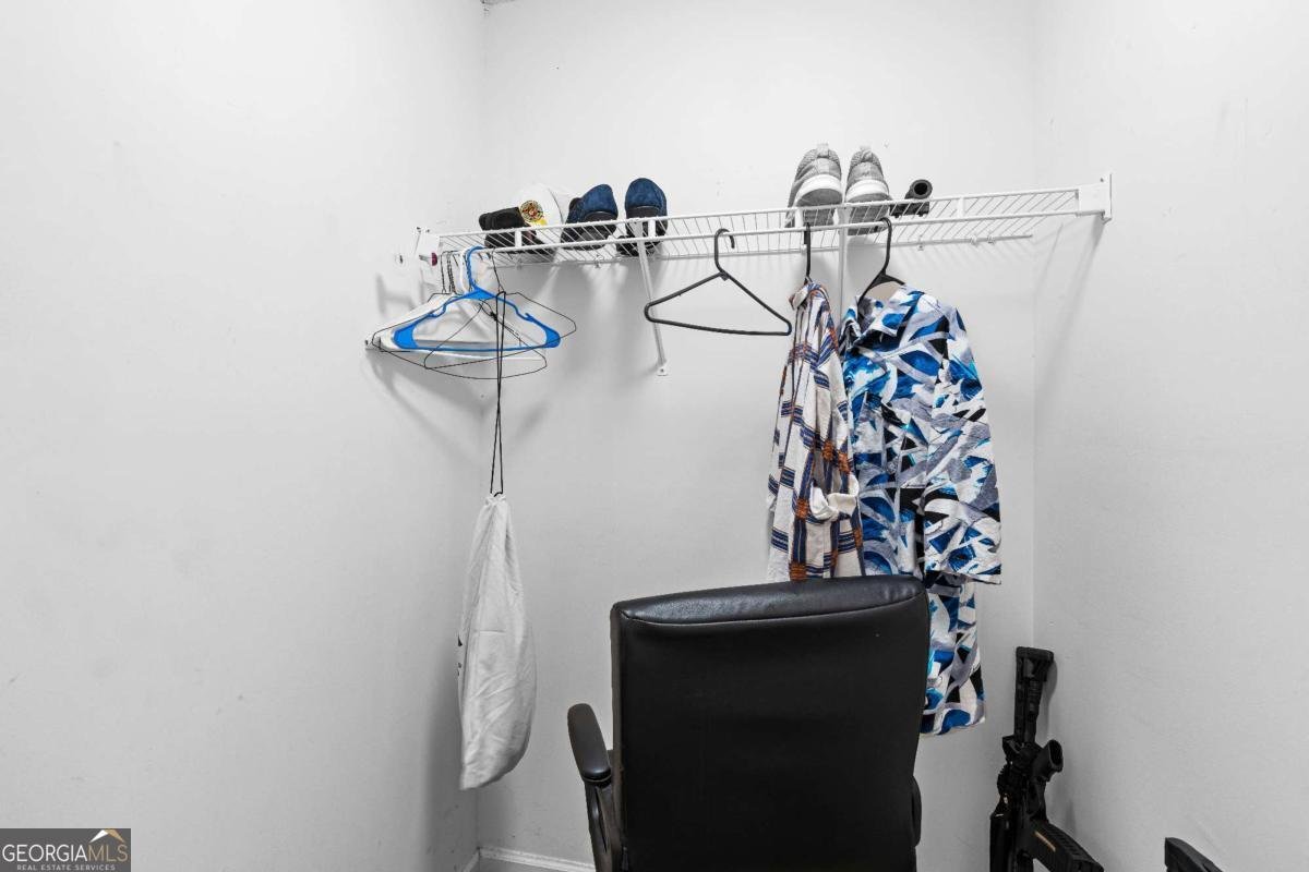 4270 Holliday Road Atlanta - 25