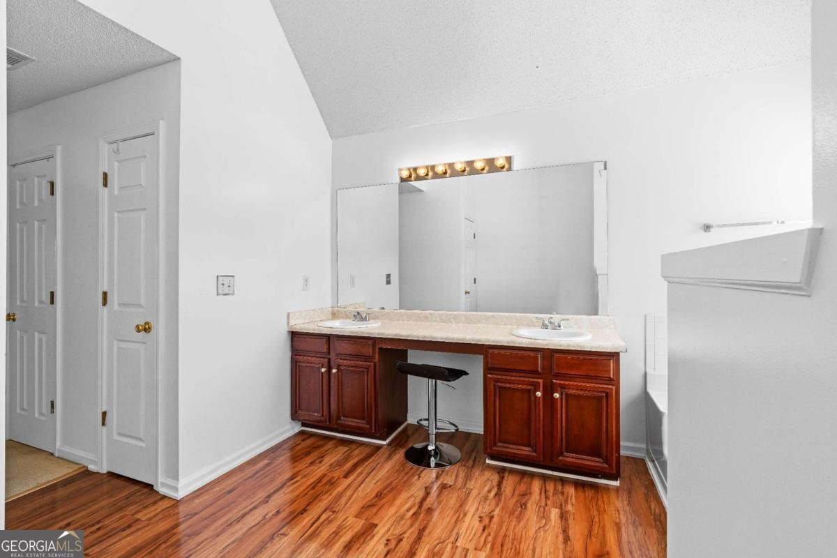 4270 Holliday Road Atlanta - 30