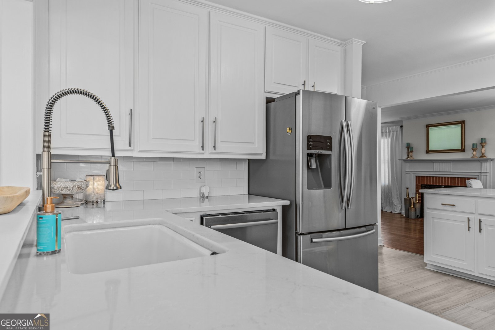 991 Old Post Road Madison - 21