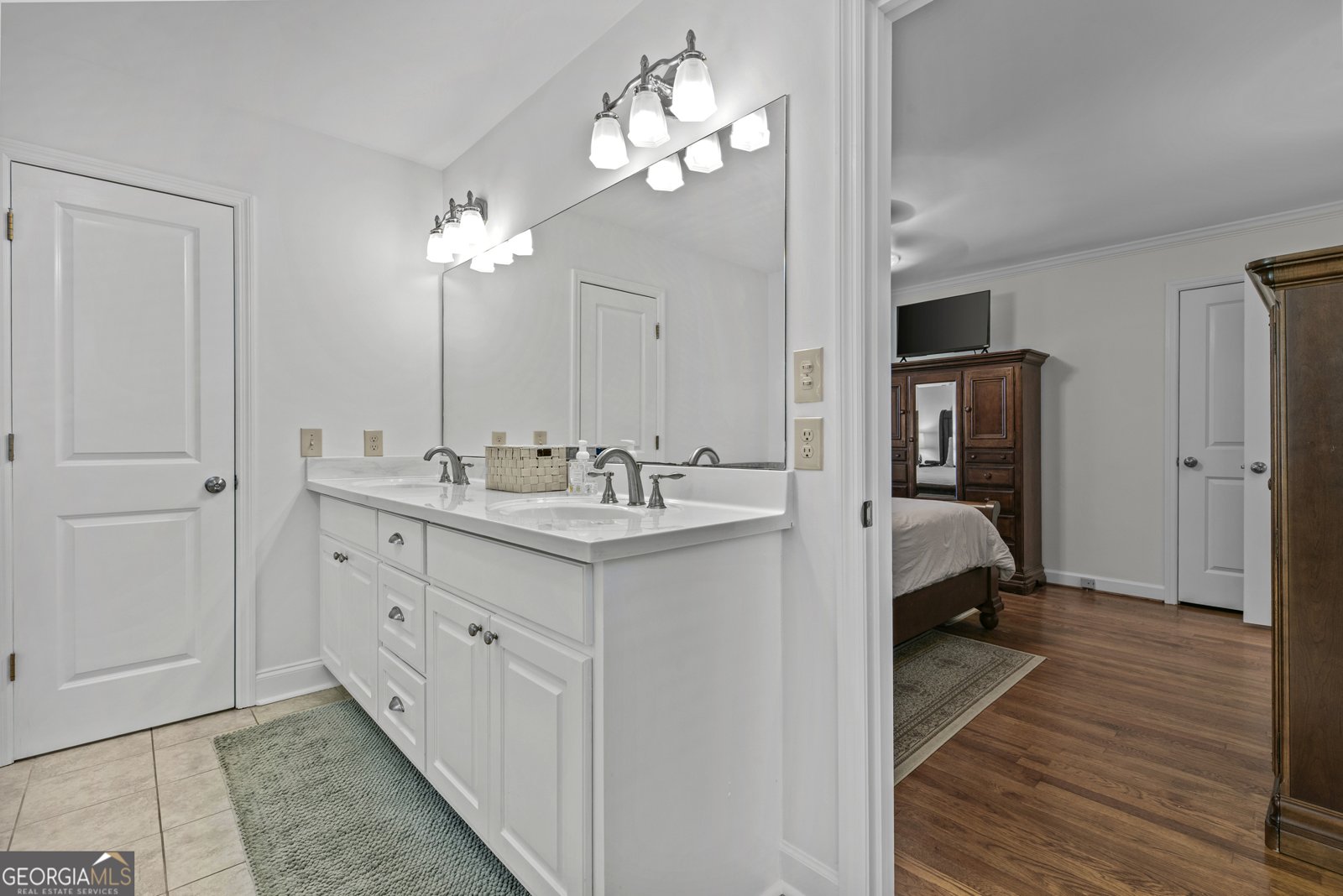 991 Old Post Road Madison - 36