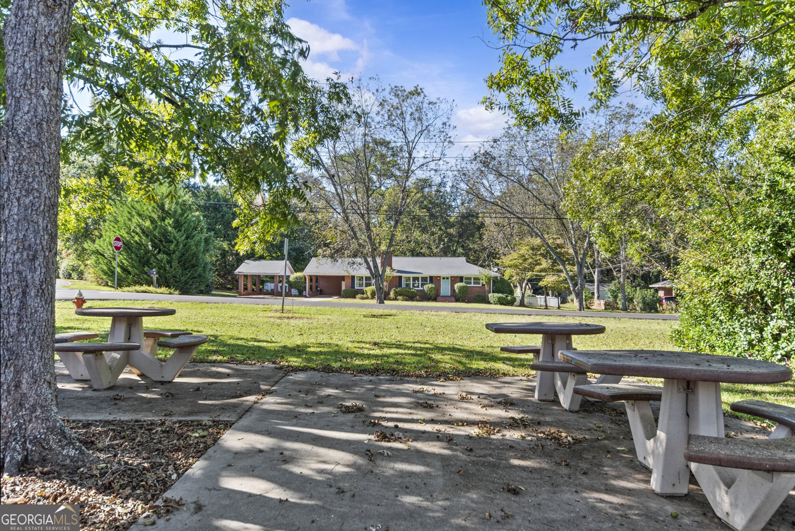 991 Old Post Road Madison - 55