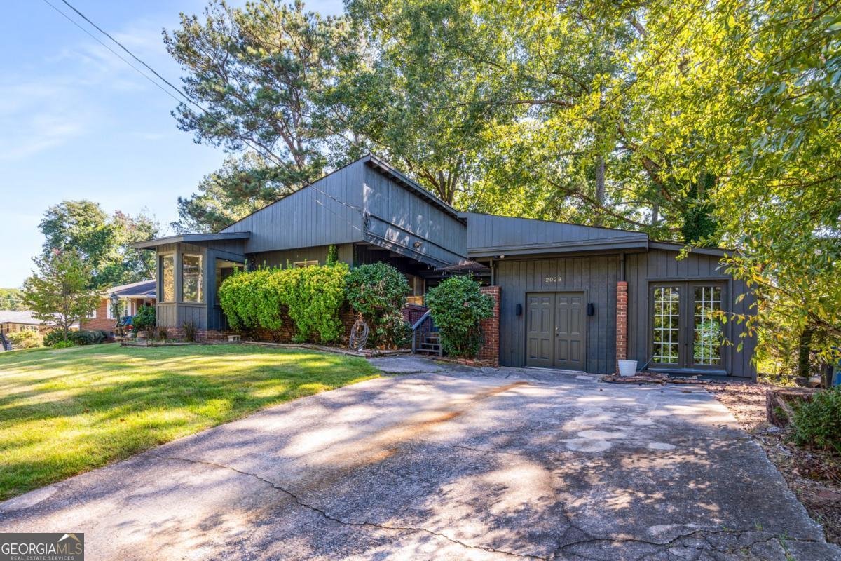 2028 Dewberry Lane Atlanta - 2