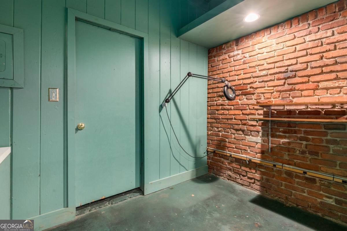 2028 Dewberry Lane Atlanta - 30