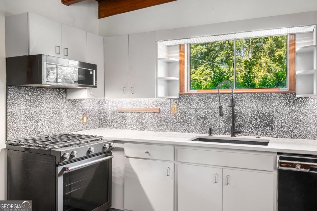 2028 Dewberry Lane Atlanta - 8