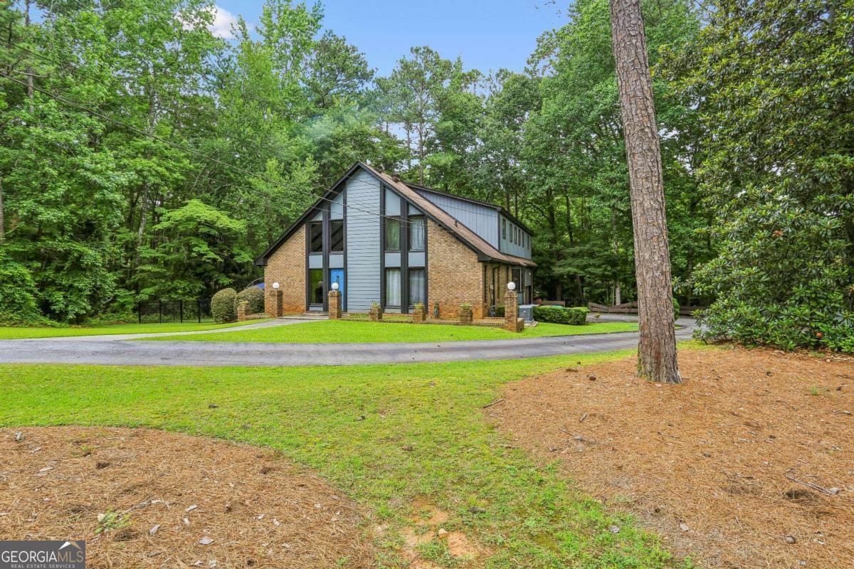 1605 Saint Tropez Way Atlanta - 2
