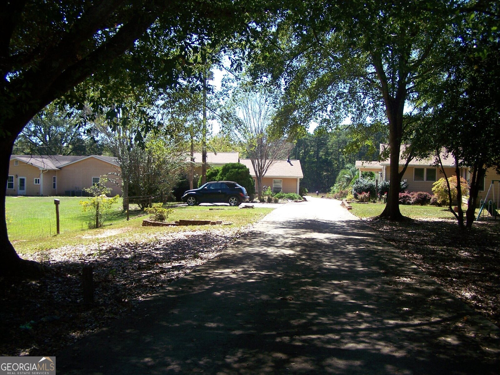 1844 Peeksville Road Locust Grove - 1