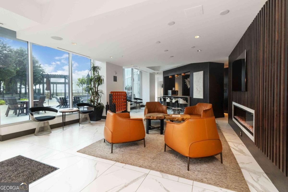 400 Peachtree Street Atlanta - 24