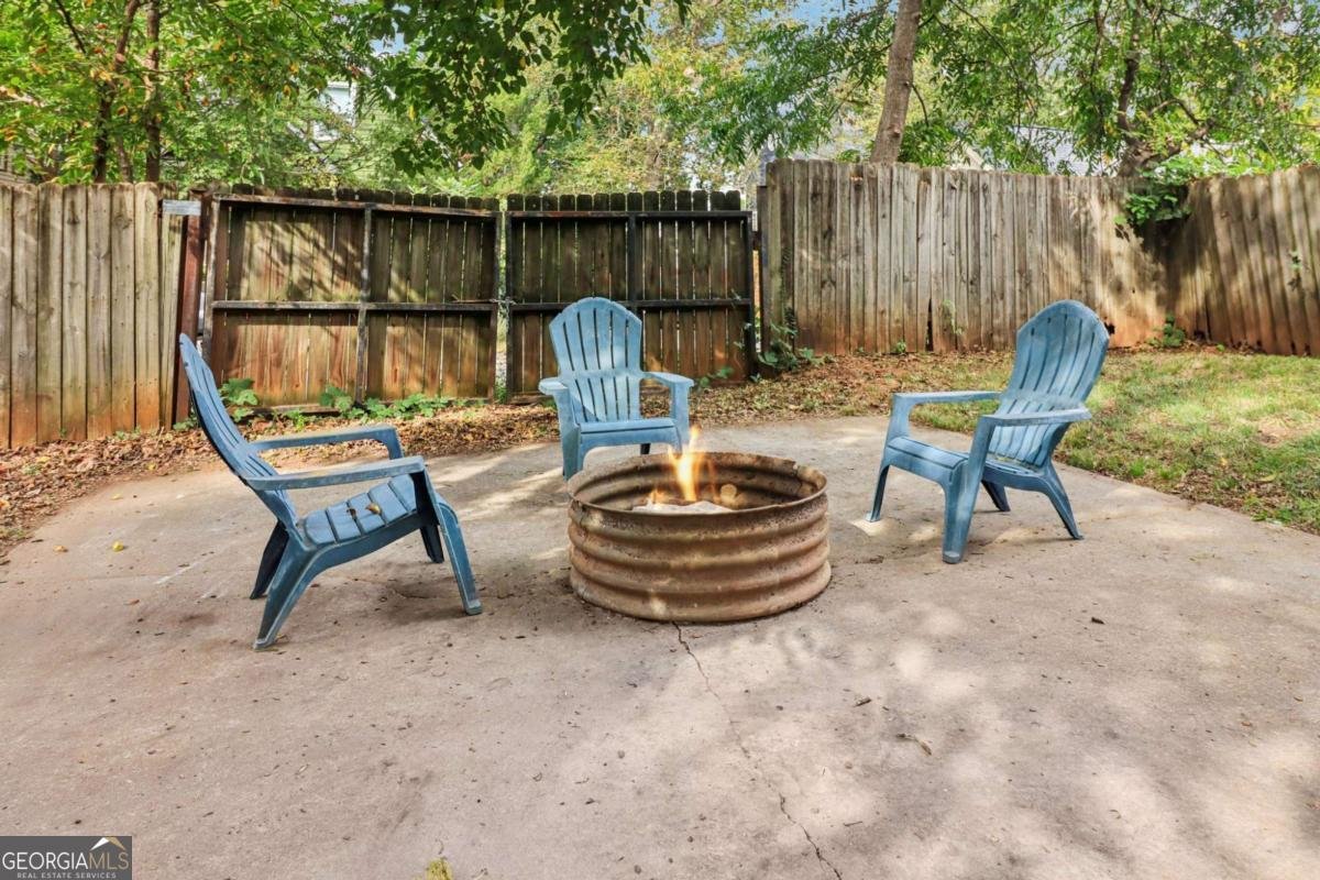 664 Bryan Street Atlanta - 28