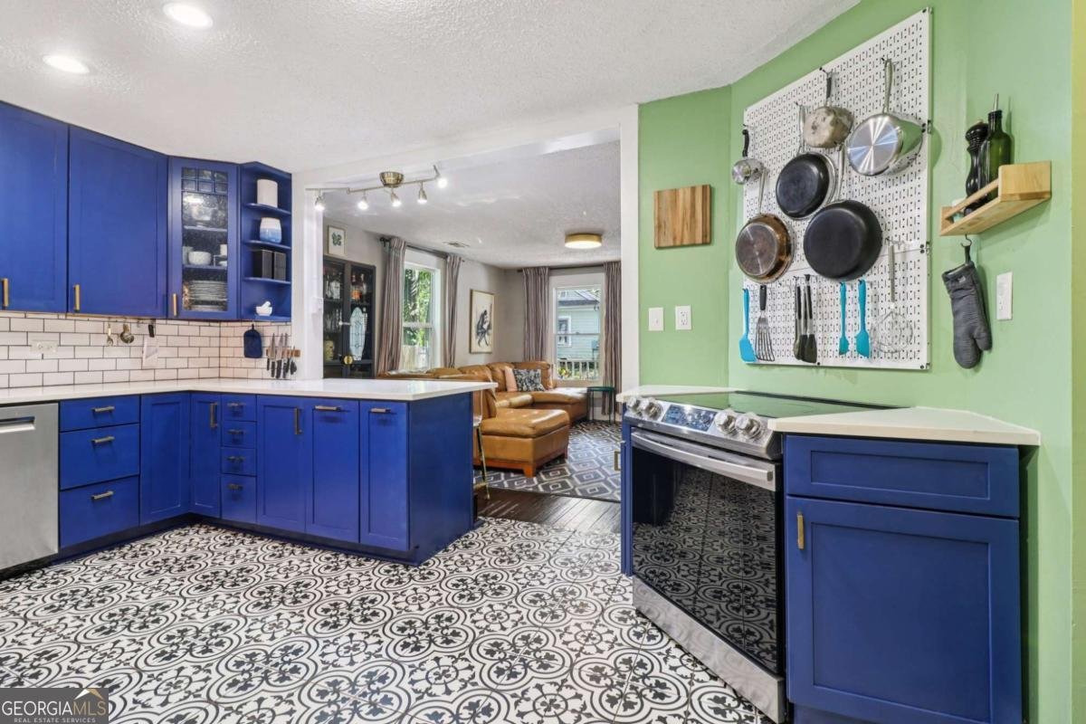 664 Bryan Street Atlanta - 9