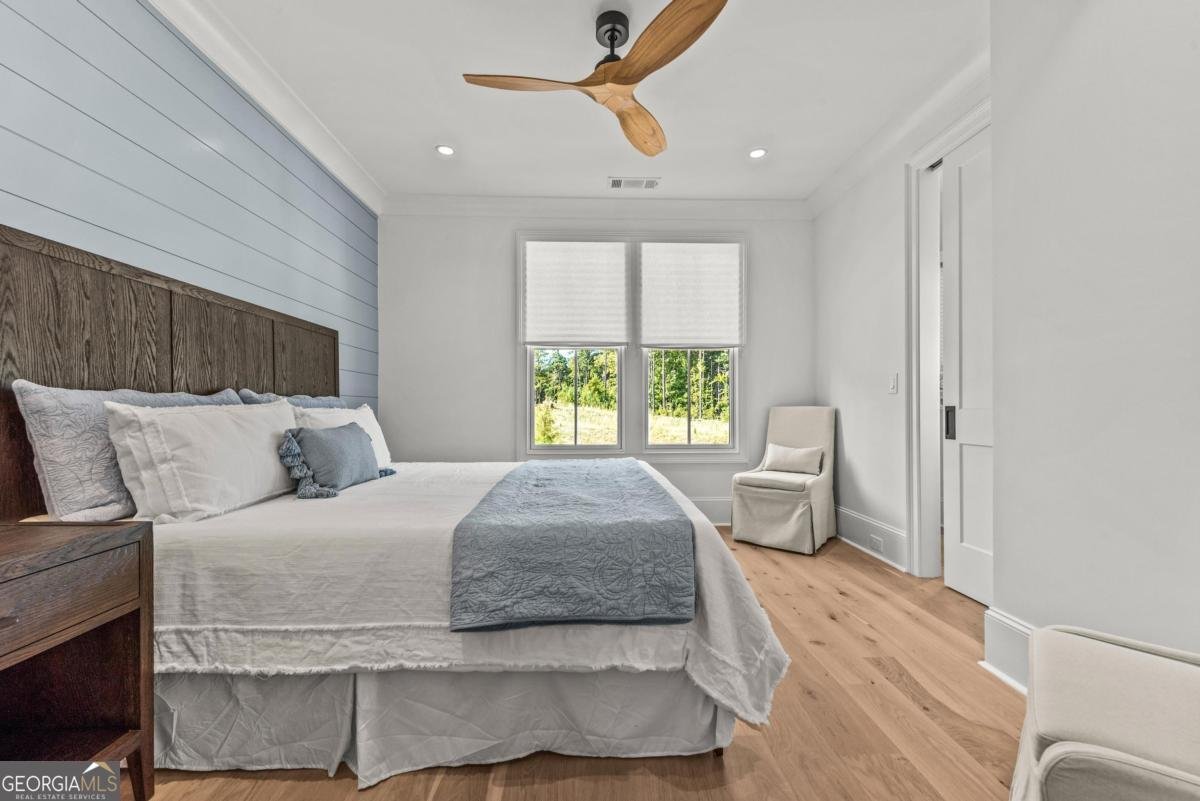 1011 West Rock Loop Greensboro - 43
