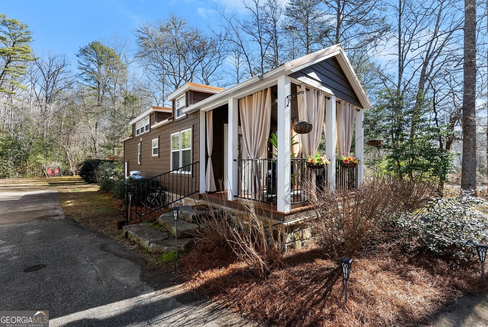 4960 Laurel Lodge Road Clarkesville - 27