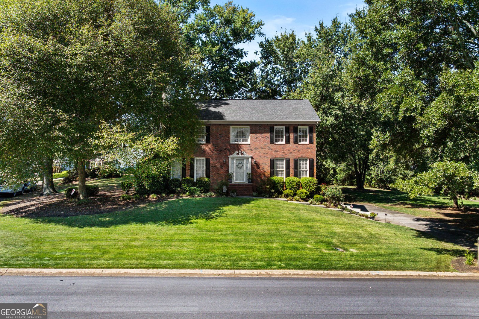 2451 Meadowglen Trail Snellville - 1