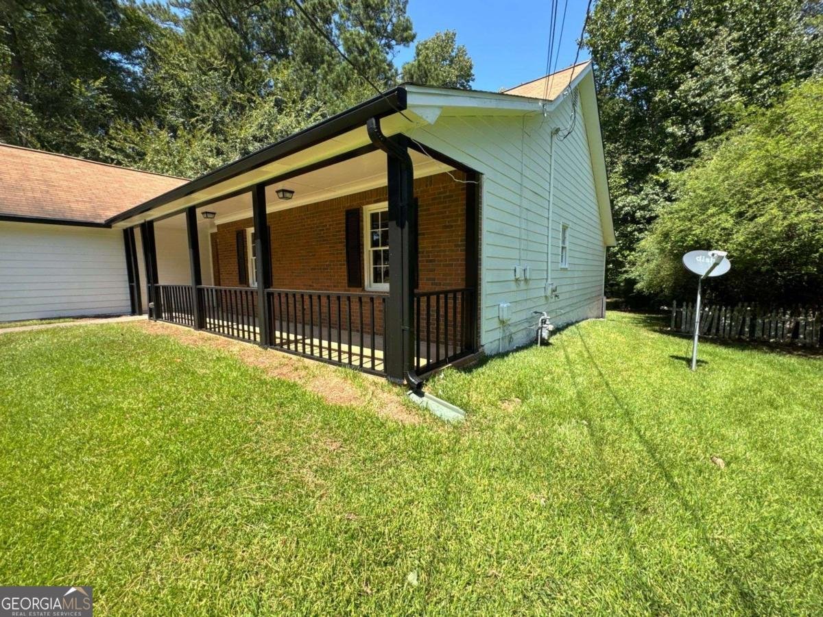 2617 Laurel Woods Lane Conyers - 3
