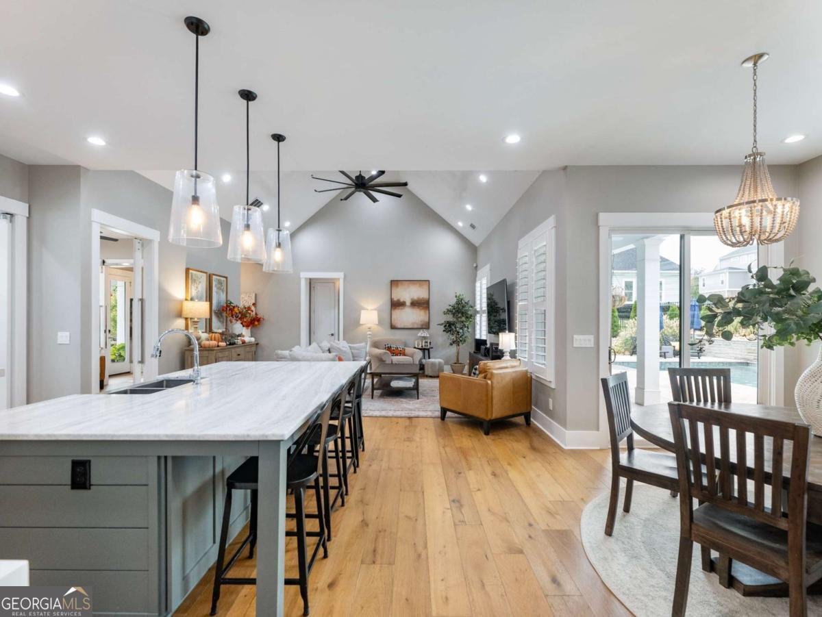 5634 Autumn Flame Drive Braselton - 11