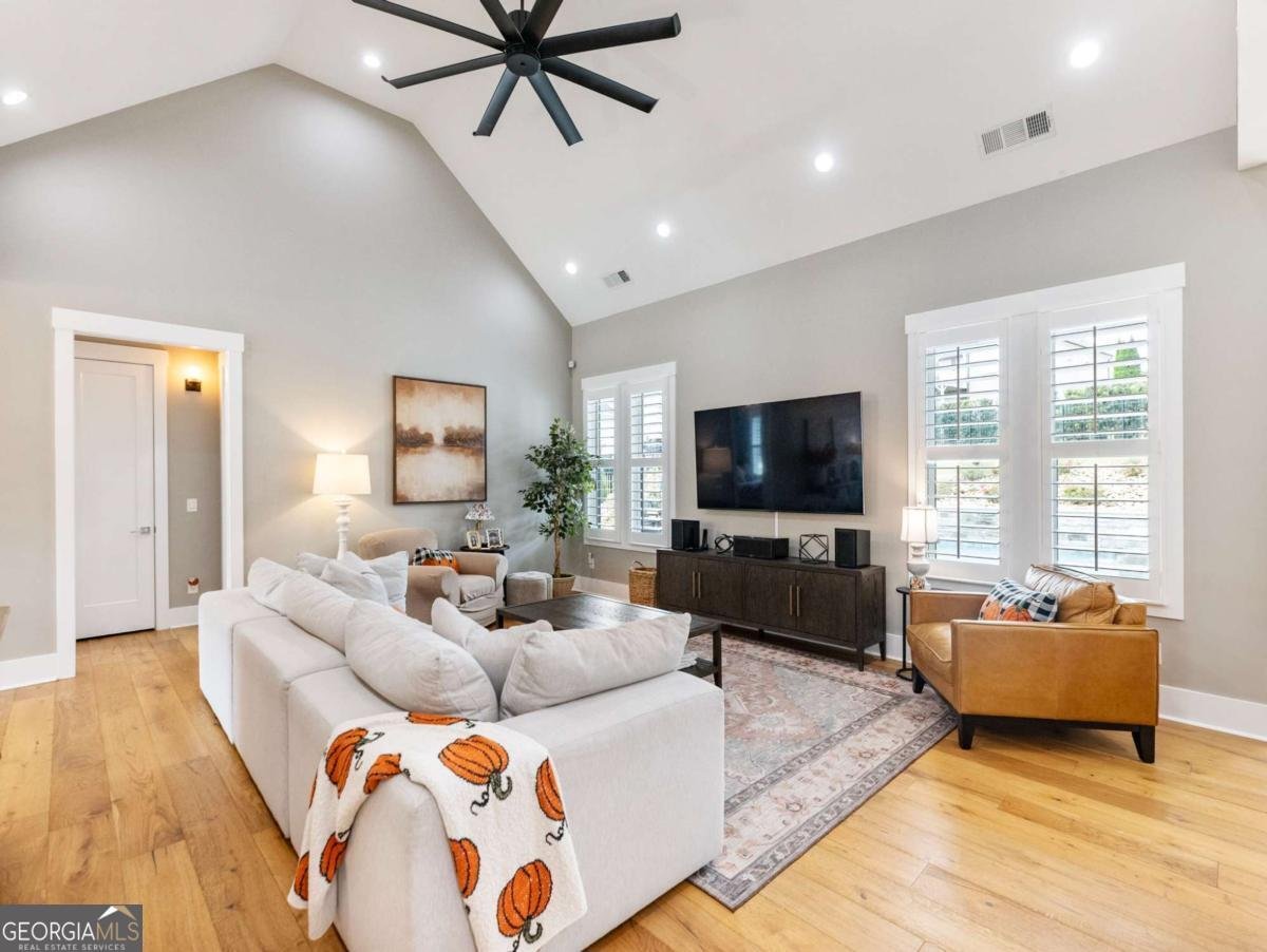 5634 Autumn Flame Drive Braselton - 17