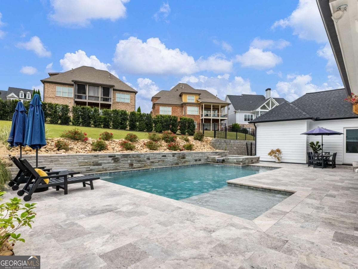 5634 Autumn Flame Drive Braselton - 70