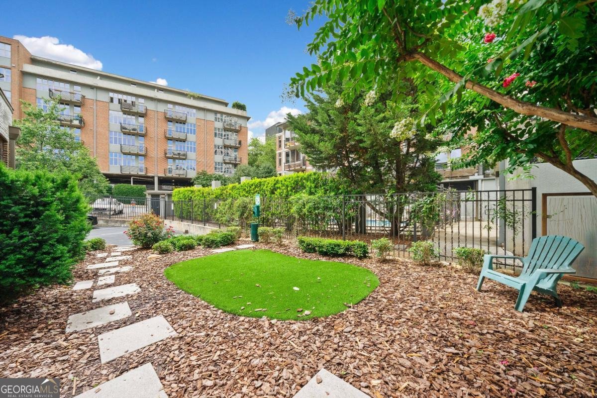 650 Glen Iris Drive Atlanta - 27