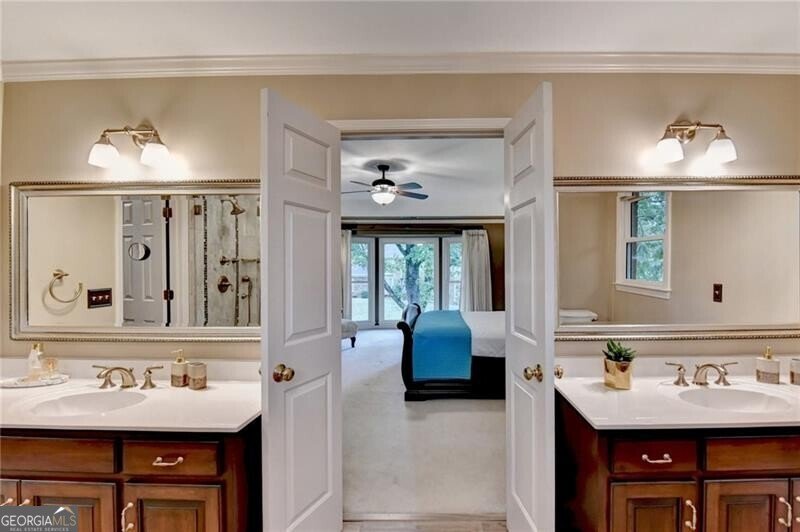 105 May Glen Way Roswell - 13