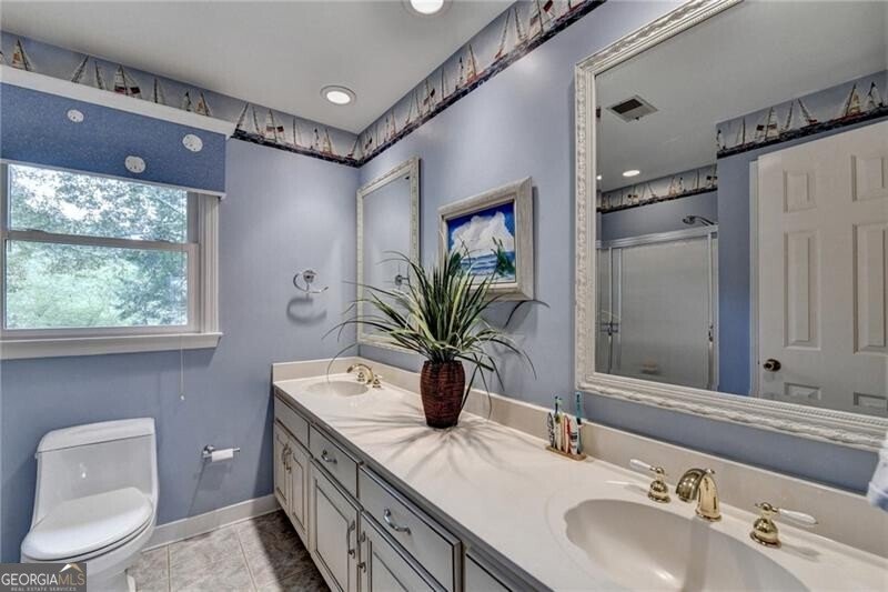 105 May Glen Way Roswell - 16