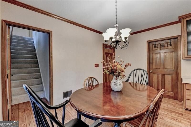 105 May Glen Way Roswell - 4