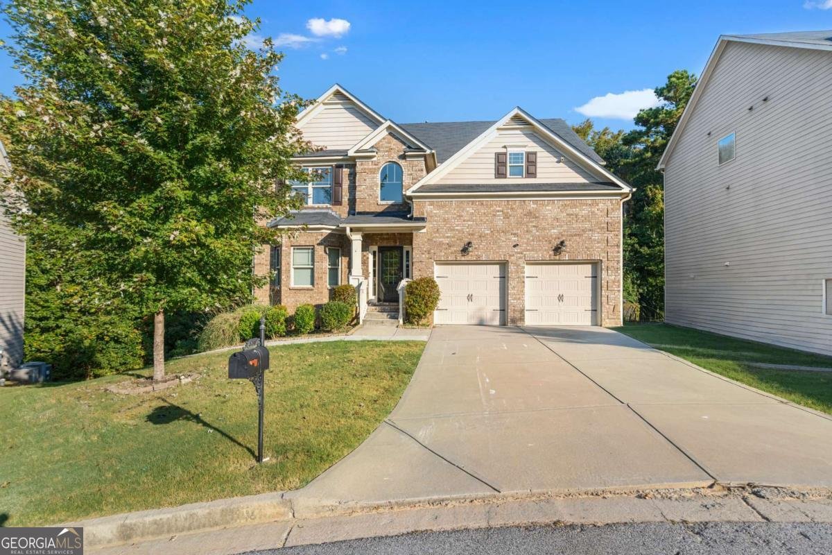 5290 CLINGMAN Court Douglasville - 1