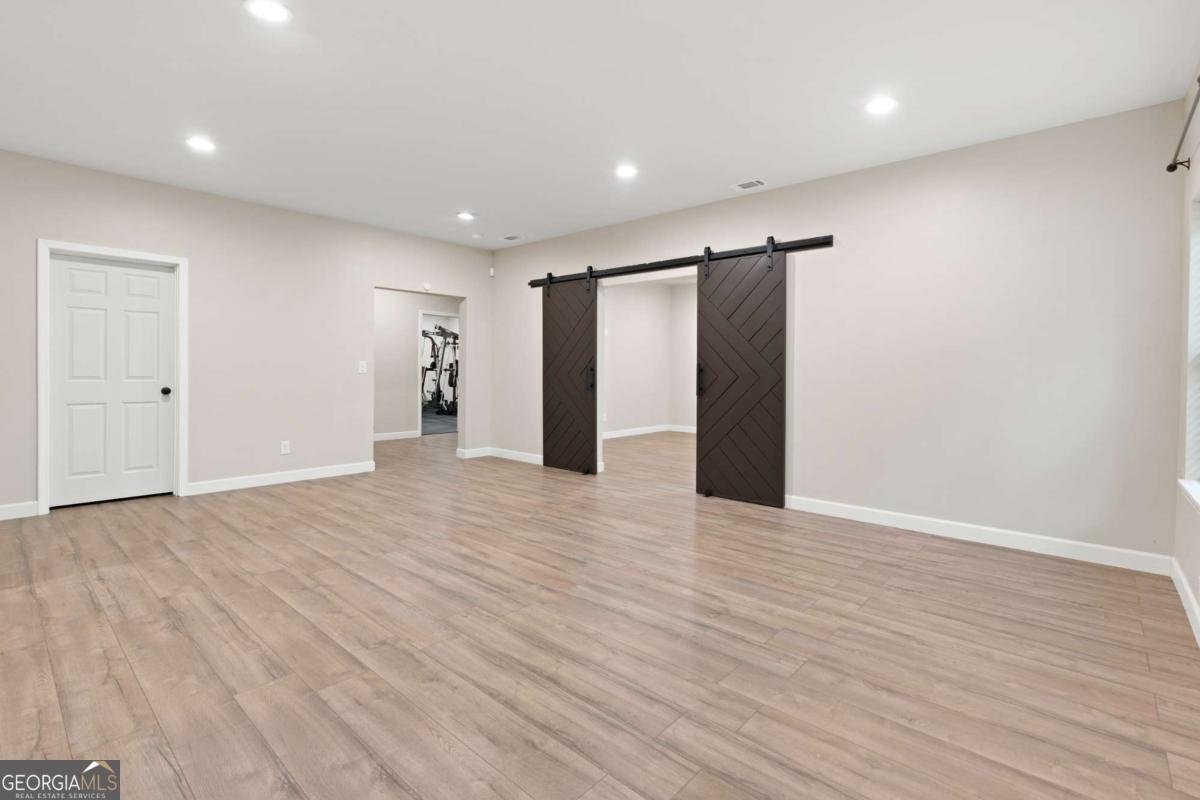 5290 CLINGMAN Court Douglasville - 23