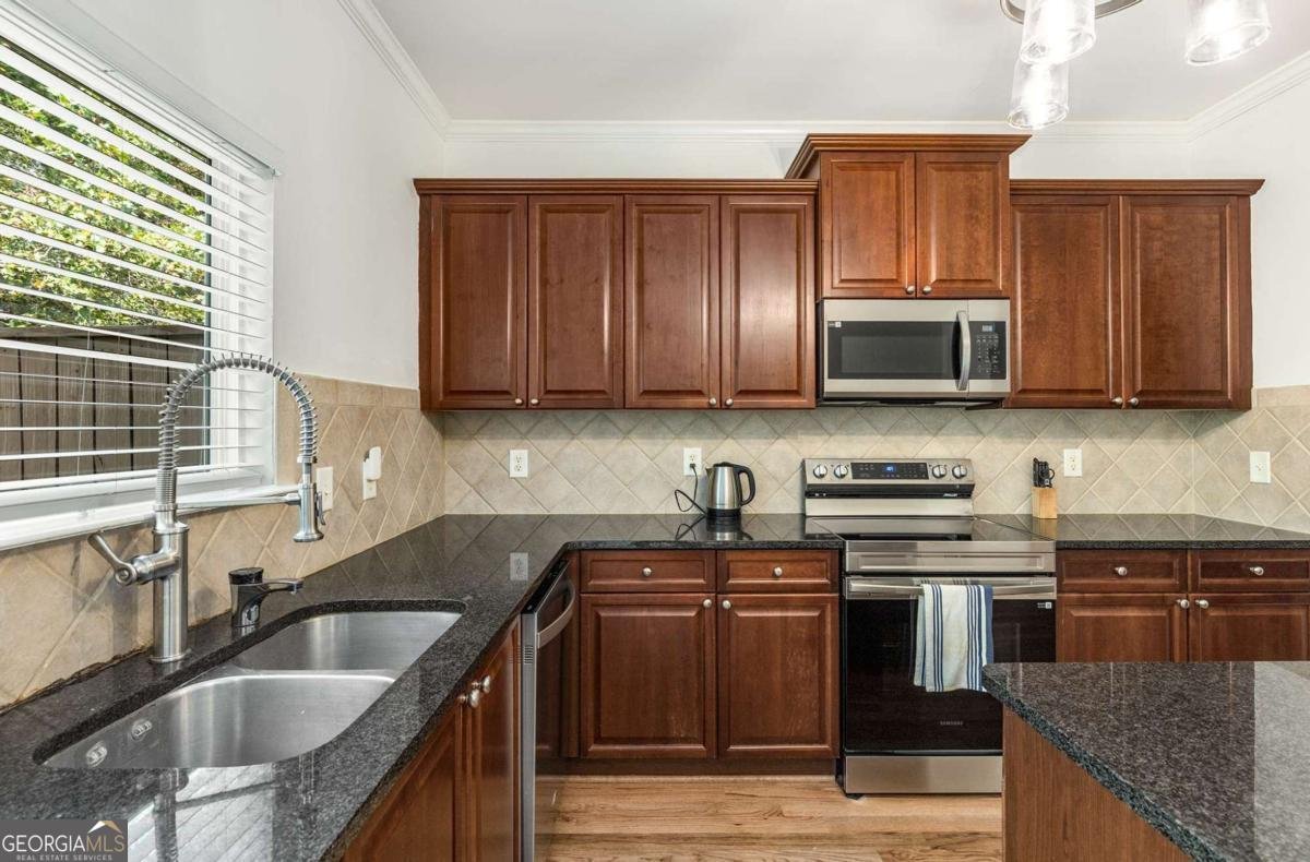 1153 Liberty Parkway Atlanta - 15
