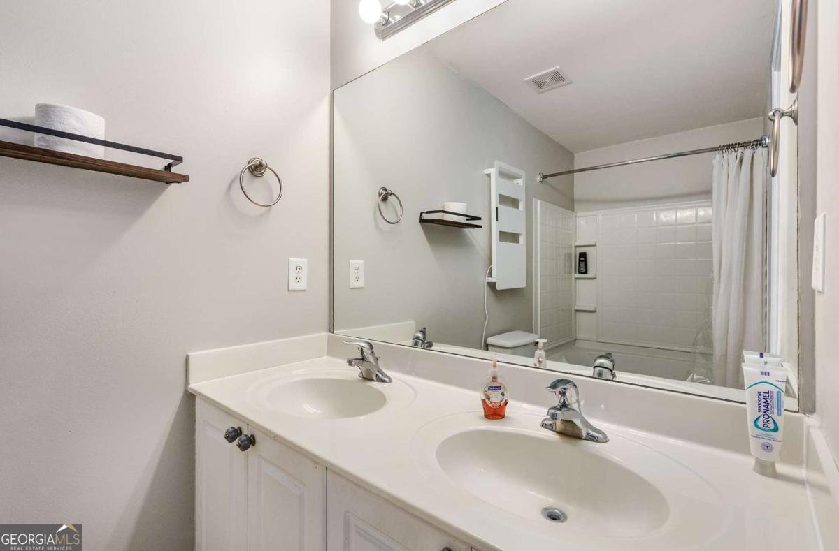 1153 Liberty Parkway Atlanta - 24
