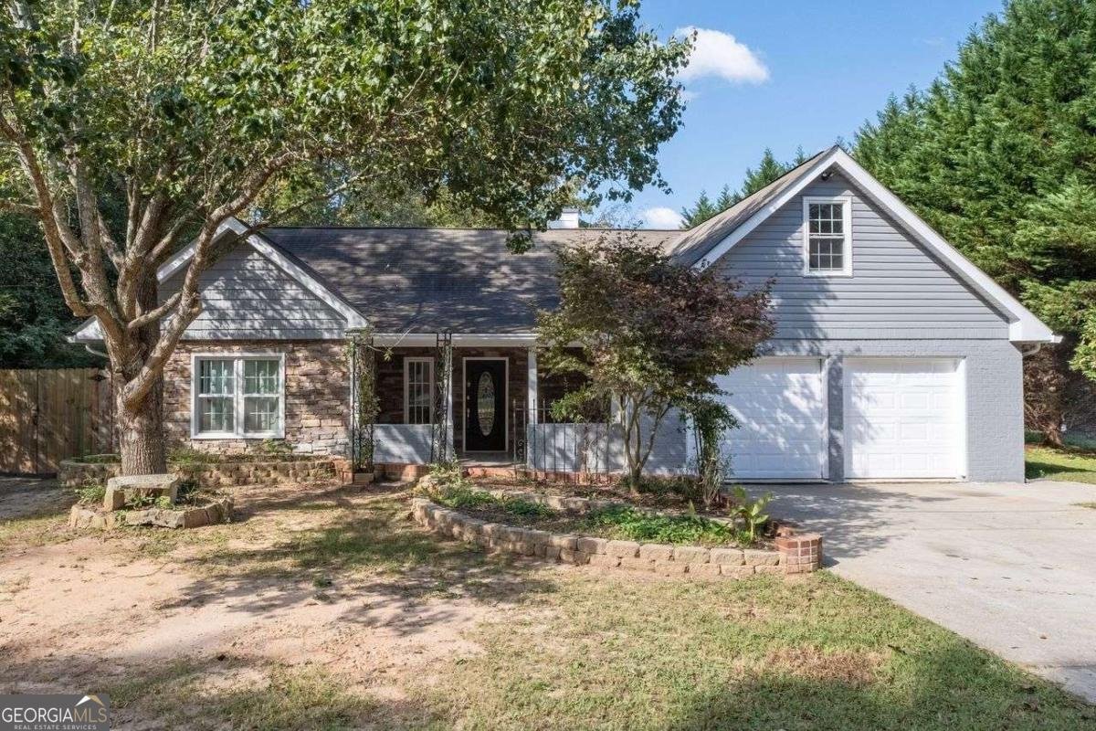 672 MEADOWBROOK Drive Winder - 1