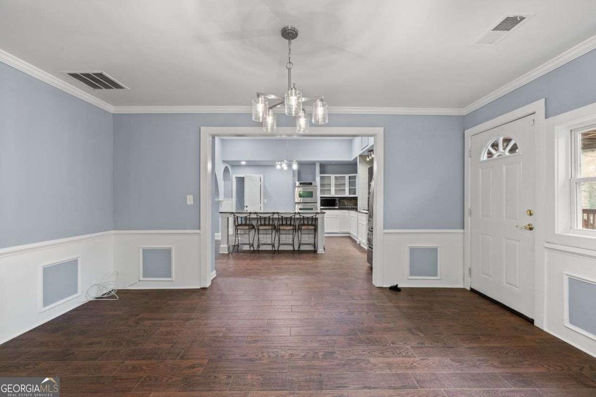 672 MEADOWBROOK Drive Winder - 19
