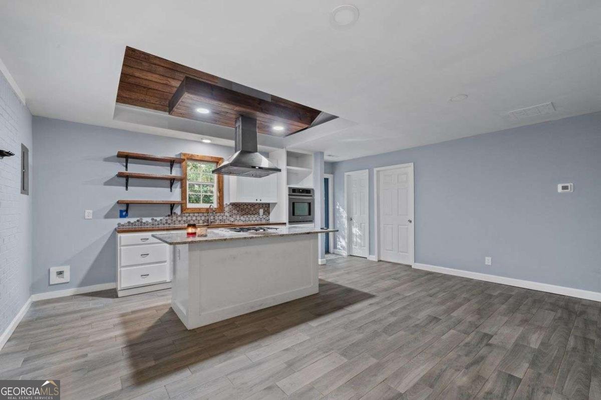 672 MEADOWBROOK Drive Winder - 20