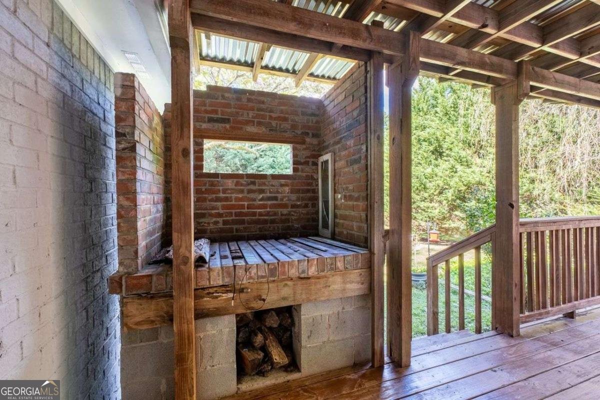 672 MEADOWBROOK Drive Winder - 38
