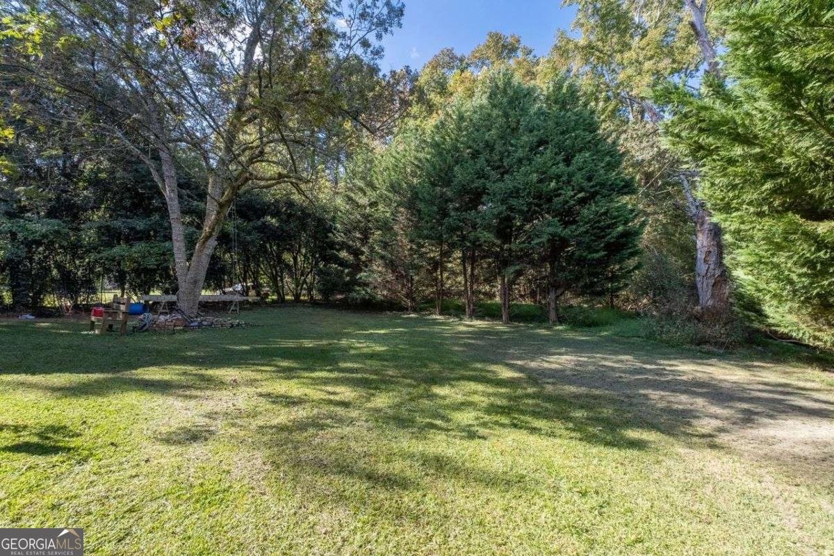 672 MEADOWBROOK Drive Winder - 40
