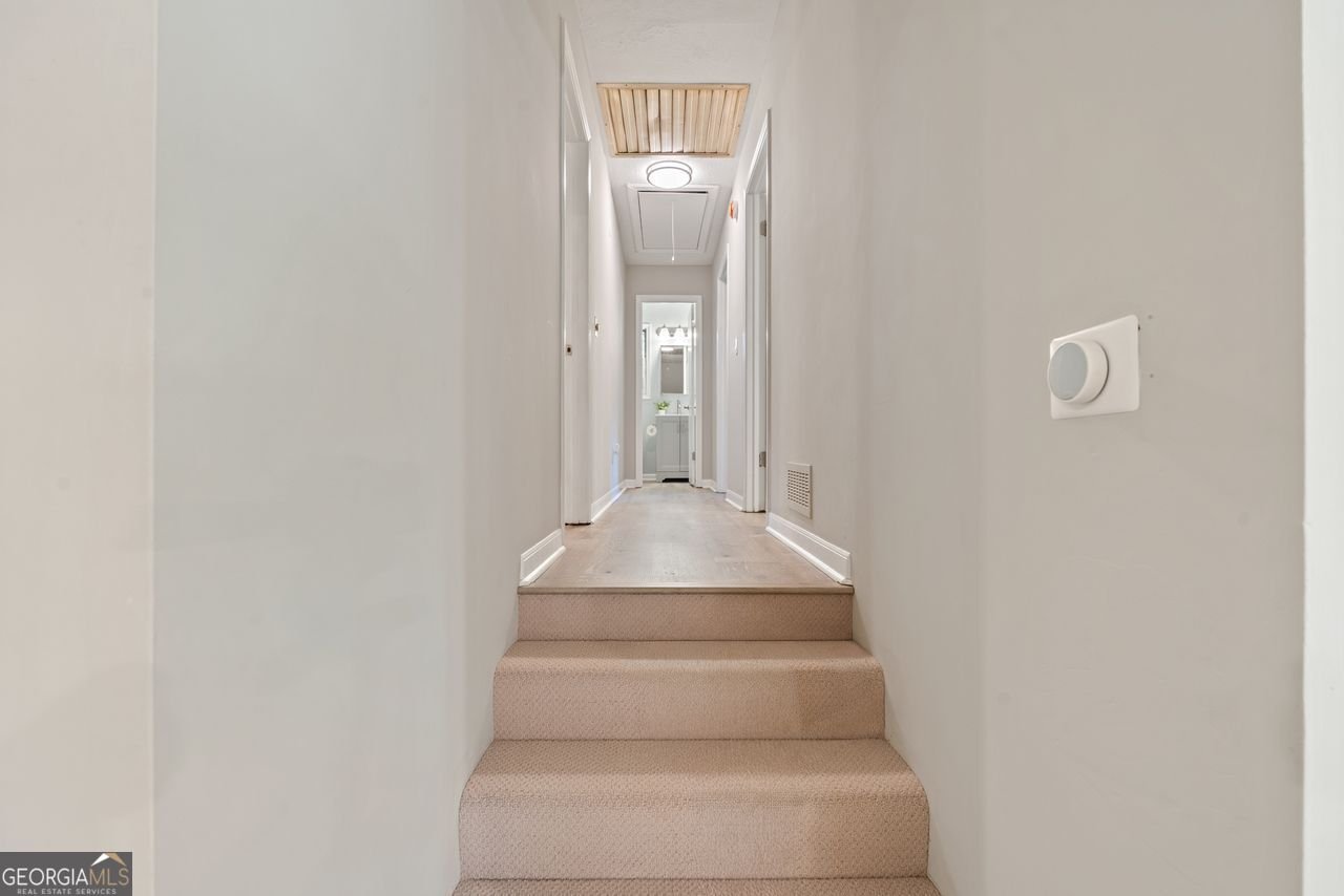 163 Castleair Court Kennesaw - 16