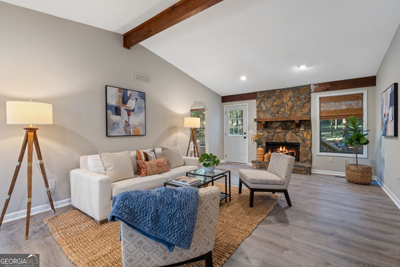 163 Castleair Court Kennesaw - 5