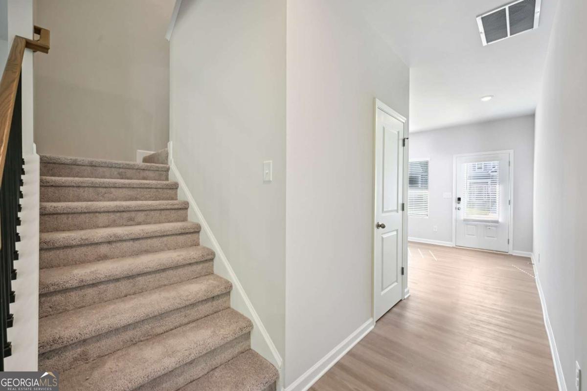 435 Lanier Circle Woodstock - 18