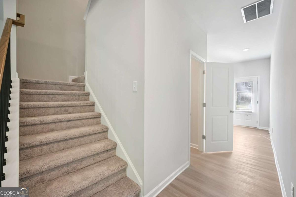 435 Lanier Circle Woodstock - 19